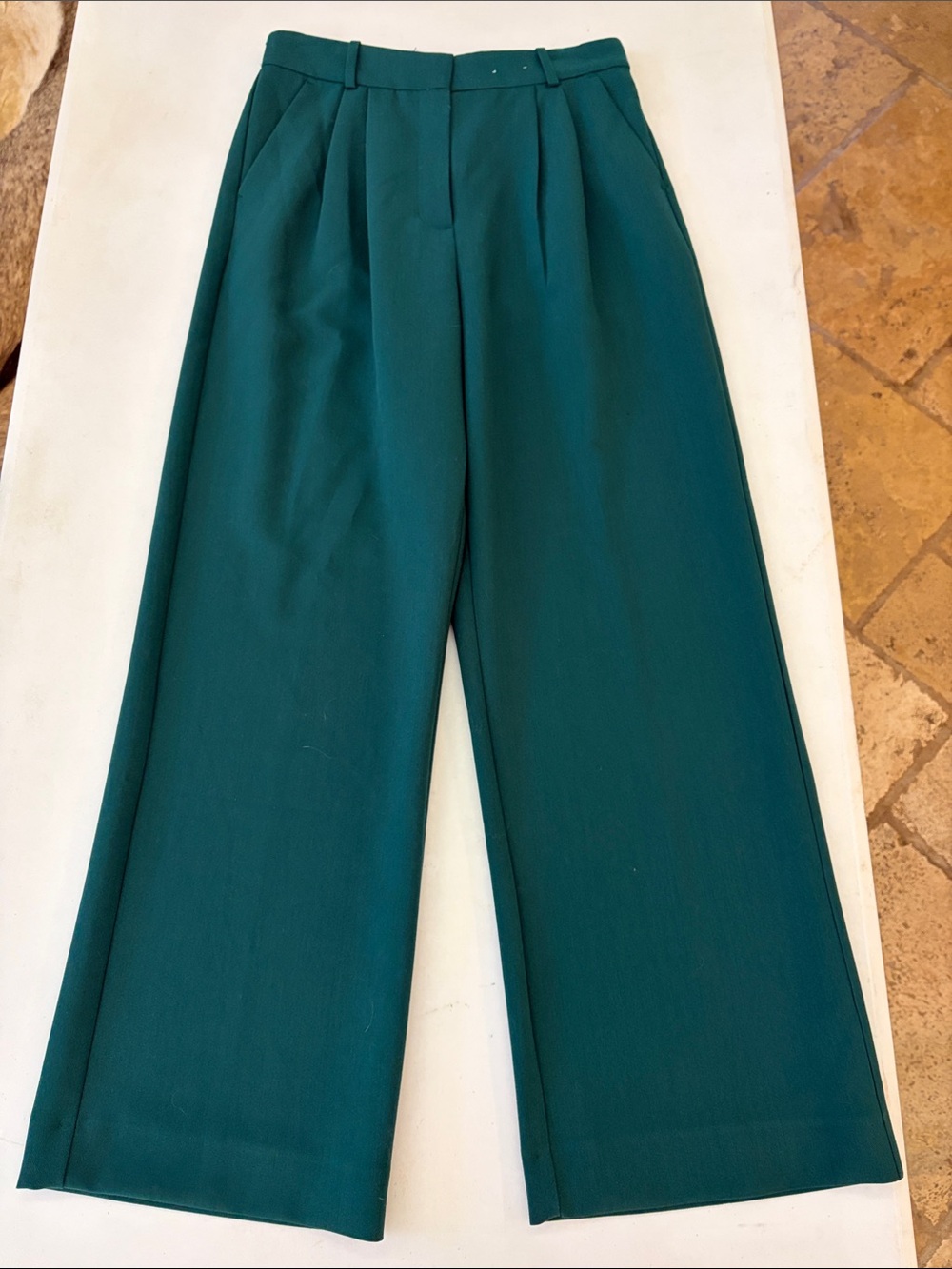 Abercrombie & Fitch Sloane Tailored Pant in Forest Green